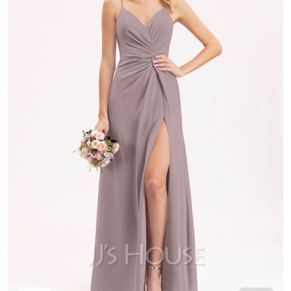 Gorgeous A-Line V-neck Floor-Length Chiffon Bridesmaid/Special event Dress